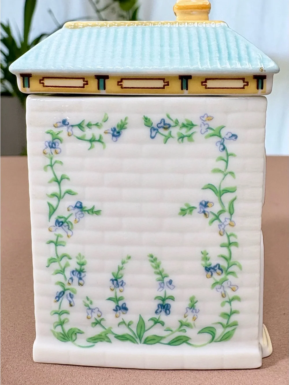 Vintage 1989 Lenox Spice Village “Basil” Jar House